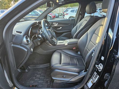 Used 2022 Mercedes-Benz GLC 300 GLC 300 image 20
