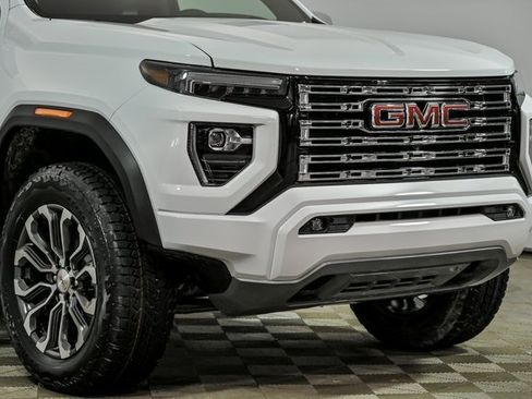 New 2026 GMC Canyon Denali image 2