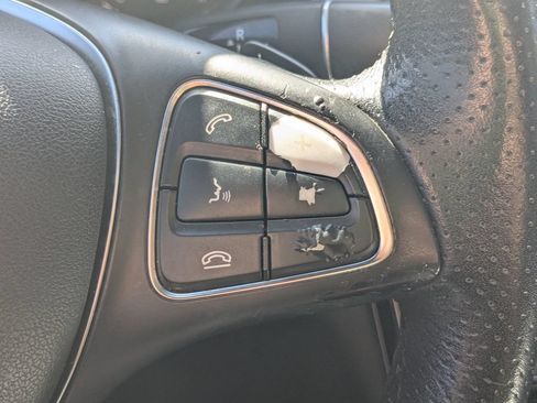 Certified 2018 Mercedes-Benz GLC 300 image 12