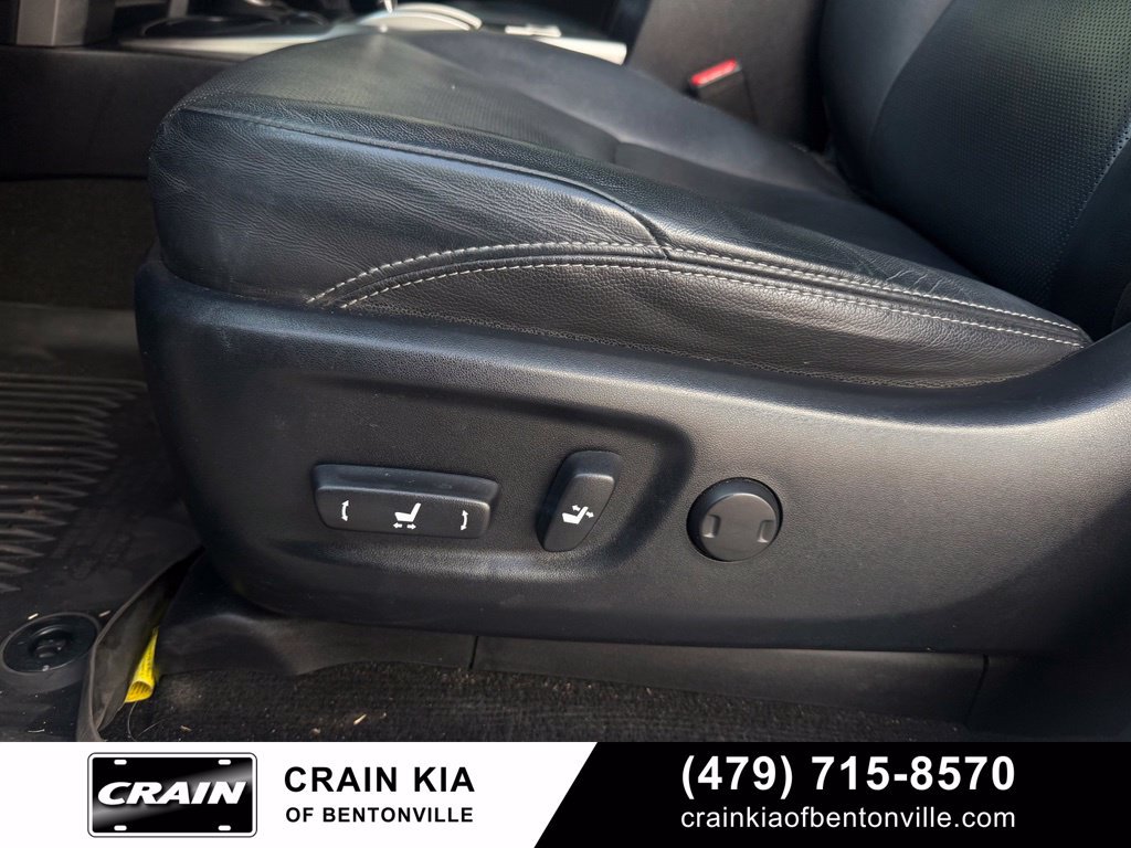 Used 2019 Toyota 4Runner Limited AWD/4WD image 11