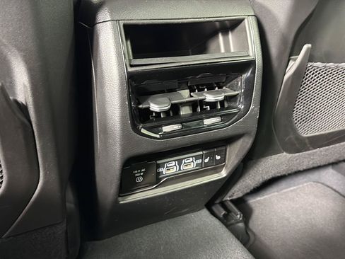 Used 2022 Jeep Grand Cherokee Limited 4xe w/ Luxury Tech Group II AWD/4WD image 19