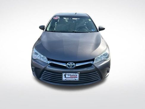 Used 2015 Toyota Camry XLE w/ Moonroof Package image 8