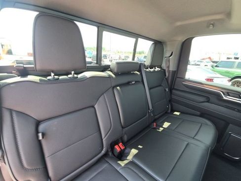 Used 2024 GMC Sierra 2500 Denali w/ Denali Reserve Package AWD/4WD image 15