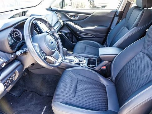 Used 2023 Subaru Forester Premium AWD/4WD image 18