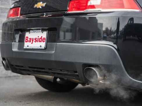 Used 2015 Chevrolet Camaro SS image 11