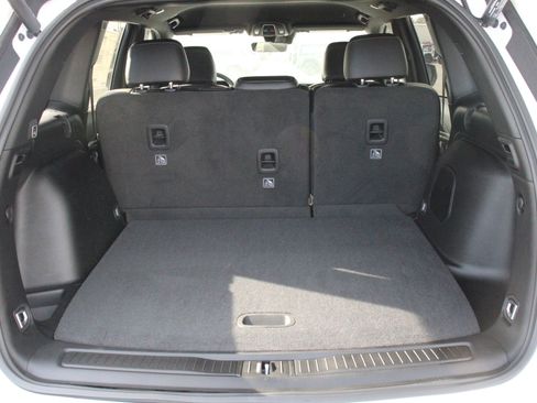 New 2026 Jeep Grand Cherokee Limited image 23