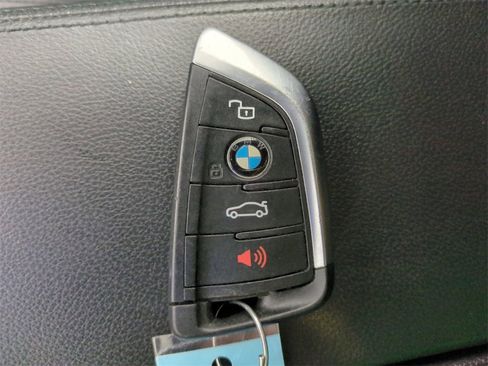 Used 2022 BMW Z4 sDrive30i w/ Driving Assistance Package image 31