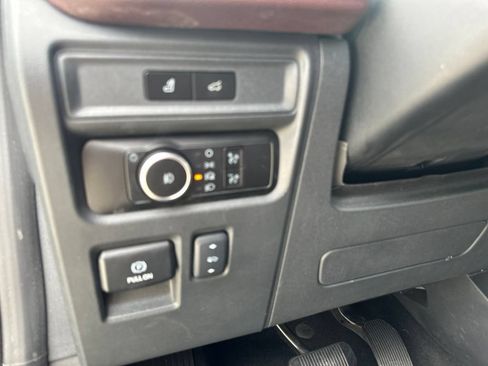 Used 2024 Ford Expedition Max Limited RWD image 14