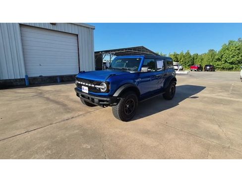 Used 2024 Ford Bronco Wildtrak image 5