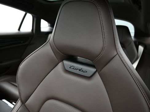 Used 2025 Porsche Panamera Turbo image 8