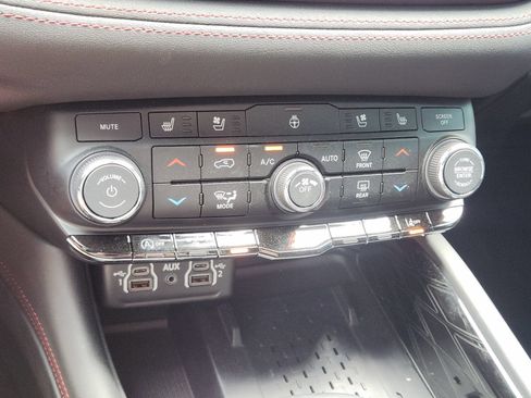 New 2025 Dodge Durango GT AWD/4WD image 18