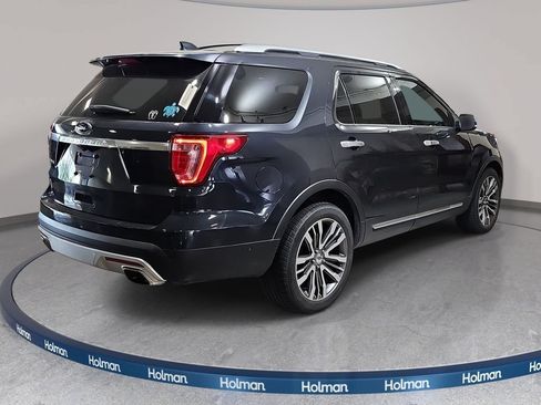Used 2017 Ford Explorer Platinum AWD/4WD image 6