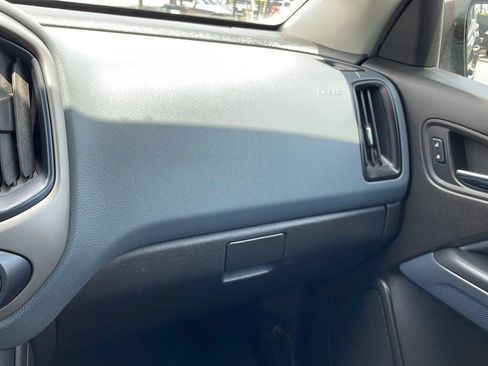 Used 2016 Chevrolet Colorado Z71 RWD image 25