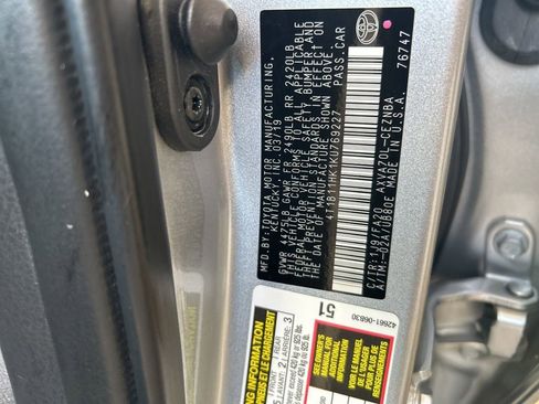 Used 2019 Toyota Camry LE image 35