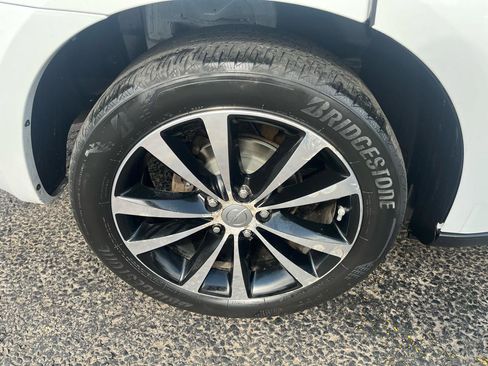 Used 2013 Chrysler 200 Touring w/ S Exterior Appearance Pkg FWD image 14