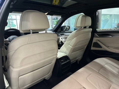 Used 2018 BMW 540i RWD image 28