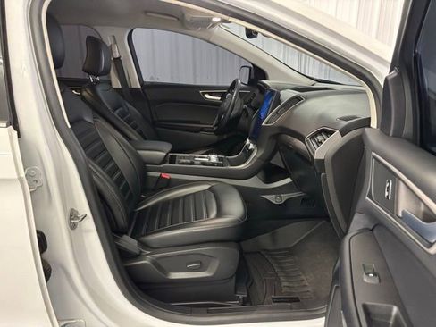 Used 2023 Ford Edge SEL image 26
