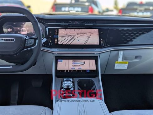 New 2025 Jeep Wagoneer S Limited image 18