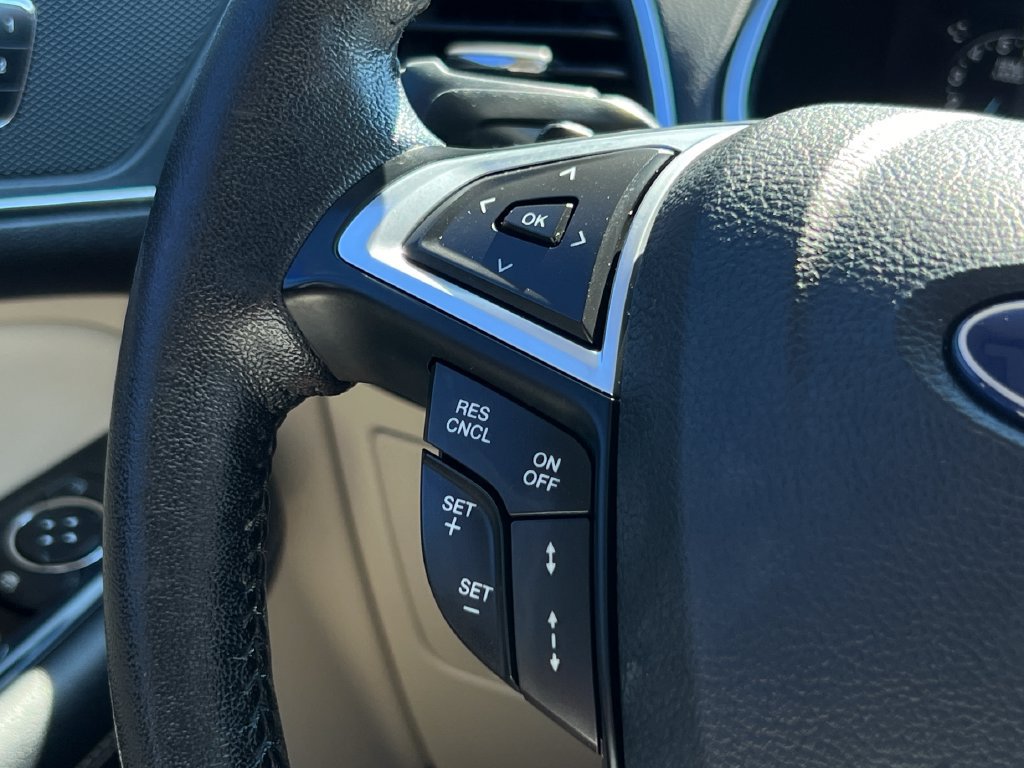 Used 2018 Ford Edge Titanium w/ Equipment Group 302A FWD image 31