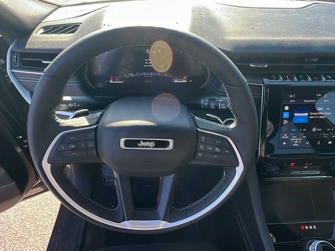 Used 2024 Jeep Grand Cherokee L Laredo w/ Luxury Tech Group I image 26