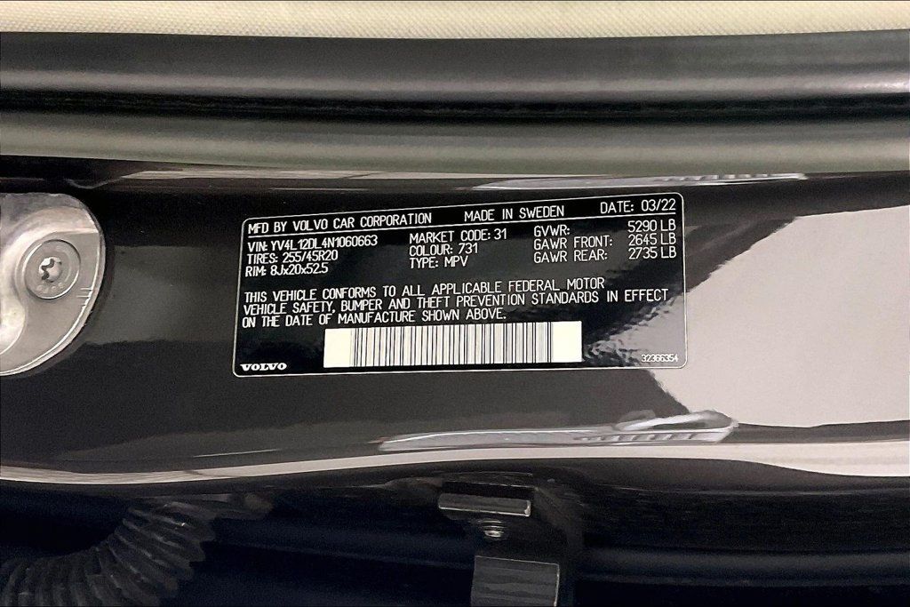 Used 2022 Volvo XC60 B5 Inscription w/ Advanced Package FWD image 33