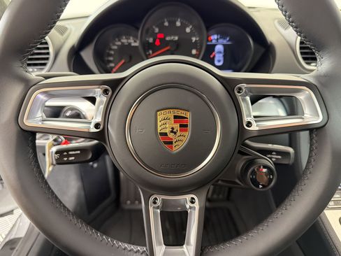 Certified 2025 Porsche 718 Cayman GTS RWD image 17