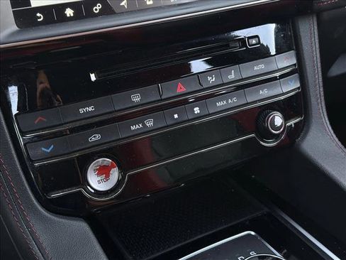 Used 2018 Jaguar F-PACE S image 13