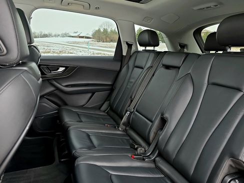 Used 2019 Audi Q7 3.0T Premium Plus image 28