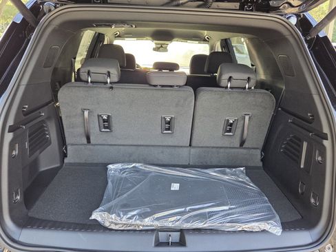 New 2026 Chevrolet Traverse LT FWD image 20