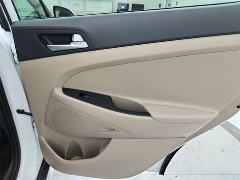 Used 2019 Hyundai Tucson Sport image 38