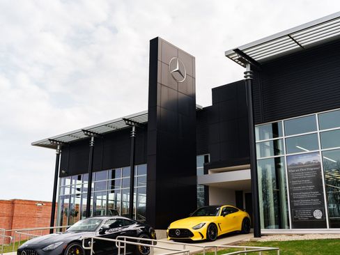 Used 2018 Dodge Durango Citadel image 1