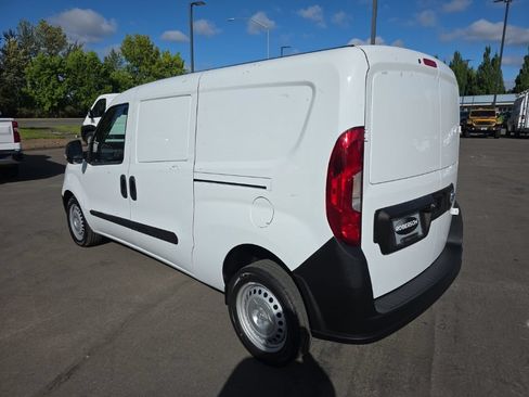 Used 2021 RAM ProMaster City Tradesman FWD image 3