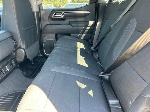 Used 2025 Chevrolet Silverado 1500 LT RWD image 15