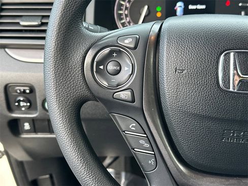 Used 2017 Honda Pilot EX image 25