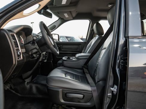 Used 2019 RAM 1500 Tradesman image 27