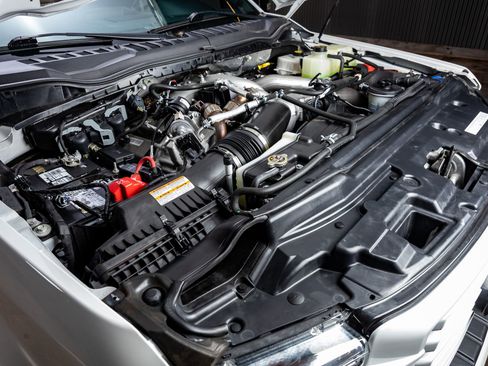 Used 2022 Ford F350 Platinum image 40