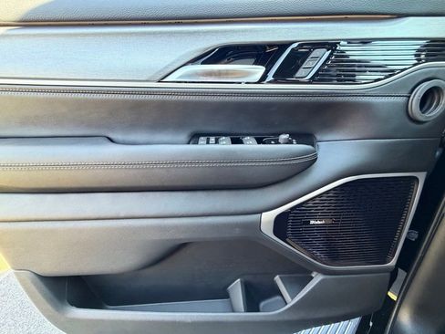 New 2026 Jeep Grand Wagoneer Limited AWD/4WD image 25