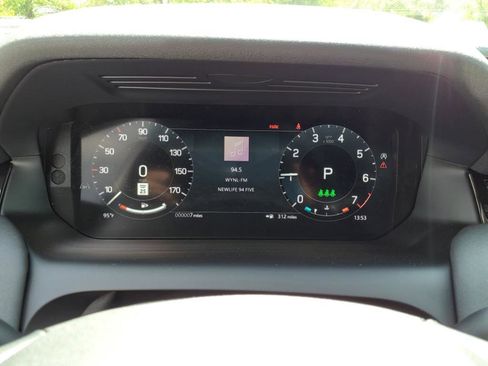 Certified 2025 Land Rover Discovery Sport S image 16