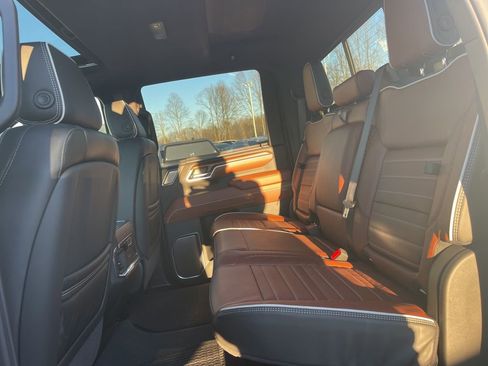 New 2026 GMC Sierra 2500 Denali Ultimate image 15