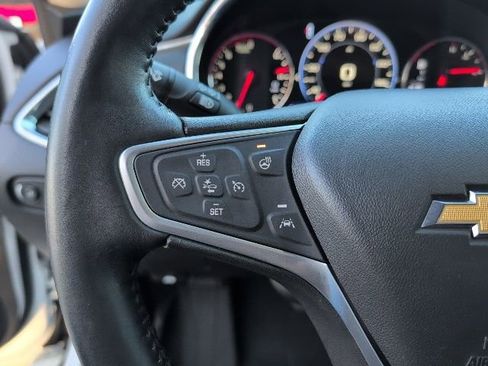 Used 2022 Chevrolet Malibu Premier image 18