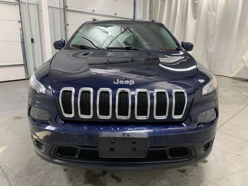 Used 2014 Jeep Cherokee Latitude w/ Cold Weather Group image 14