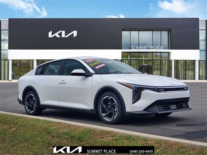 Certified 2025 Kia K4 EX
