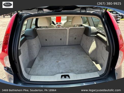 Used 2011 Volvo V50 T5 w/ Preferred Pkg FWD image 38
