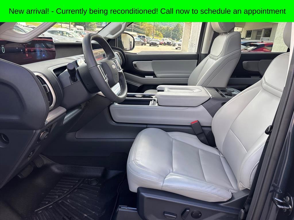 Used 2026 Ford Expedition Max Active AWD/4WD image 9