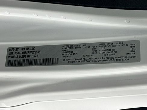 Used 2023 Jeep Wrangler Unlimited w/ Cold Weather Group image 12