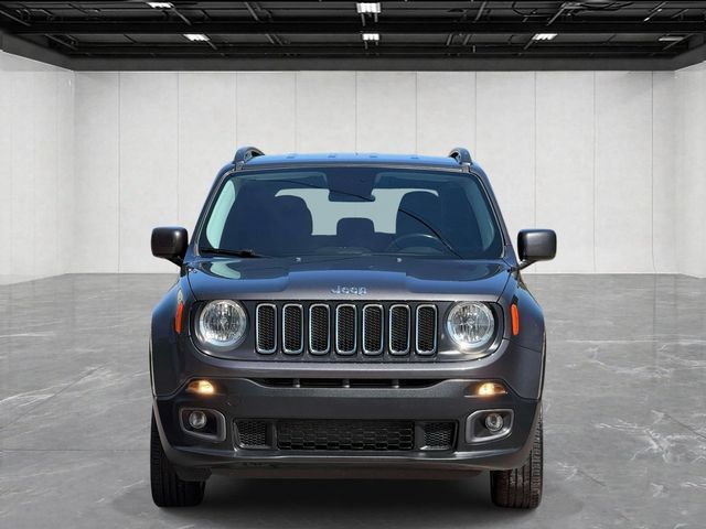 Used 2017 Jeep Renegade Latitude w/ Cold Weather Group AWD/4WD image 2