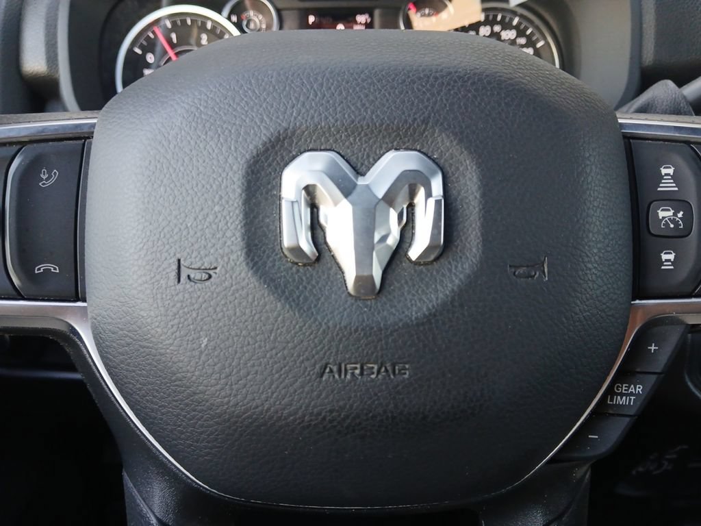 Used 2025 RAM 2500 Tradesman w/ Chrome Appearance Group AWD/4WD image 5