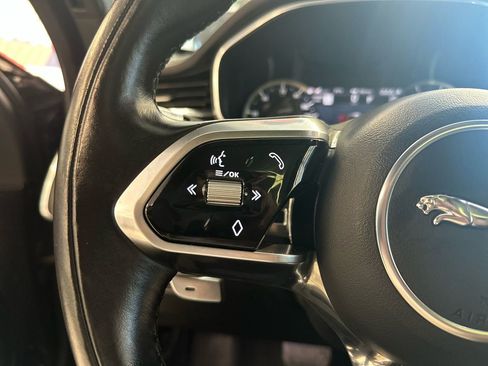 Used 2022 Jaguar F-PACE S image 18