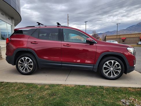 Used 2019 GMC Terrain SLT image 4