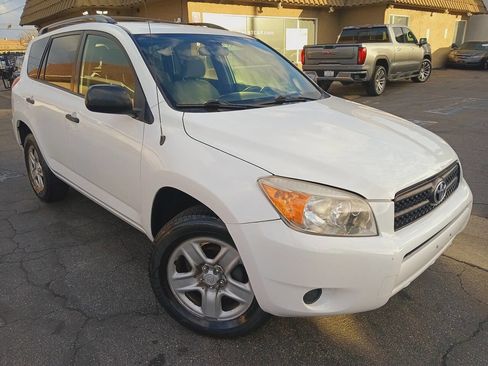 Used 2006 Toyota RAV4 Base 4dr SUV image 1